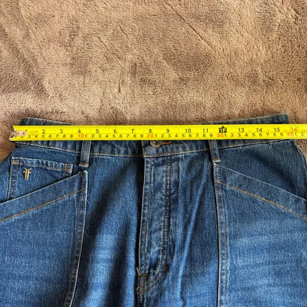 Frye Barrel Jean Medium Wash High Rise Button Fly Denim Size 8 NEW - Image 7