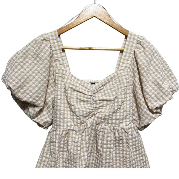 Old Navy Women Cottage Gingham Peplum Top L Tan\ Smocked Milkmaid Puff‎ Sleeve - Image 3