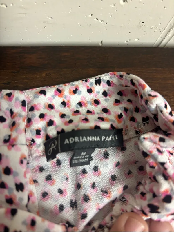 Adrianna Papell Size Medium Pink Printed Ruffle Sleeve Blouse | Lightweight Flut - Image 3
