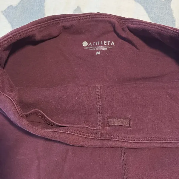 Athleta Cotton Maroon Leggings Size Medium - Image 3