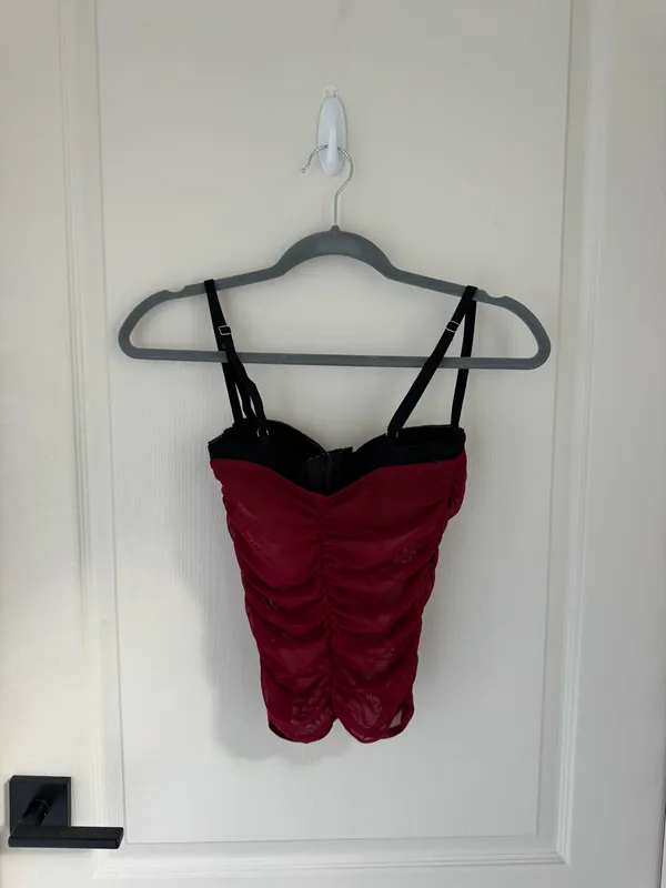 Edikted Moira Mesh Bra Top in Burgundy - Image 2