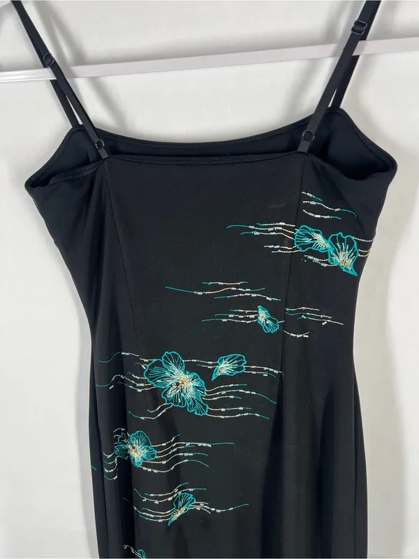 Vintage‎ BCBGMAXAZRIA Black Beaded Floral Embroidered Slip Dress Women’s Size 6 - Image 10