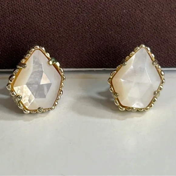 Kendra‎ Scott Tessa Earrings - Image 2