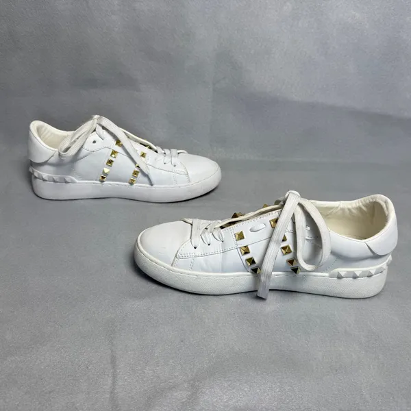 Valentino Garavani Rockstud Untitled White Leather Sneakers Gold Studs 39 - Image 5