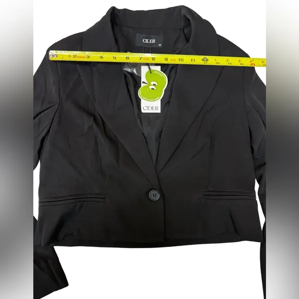 NWT Cider Women's Cropped Black blazer / Jacket Sz XS - Image 8