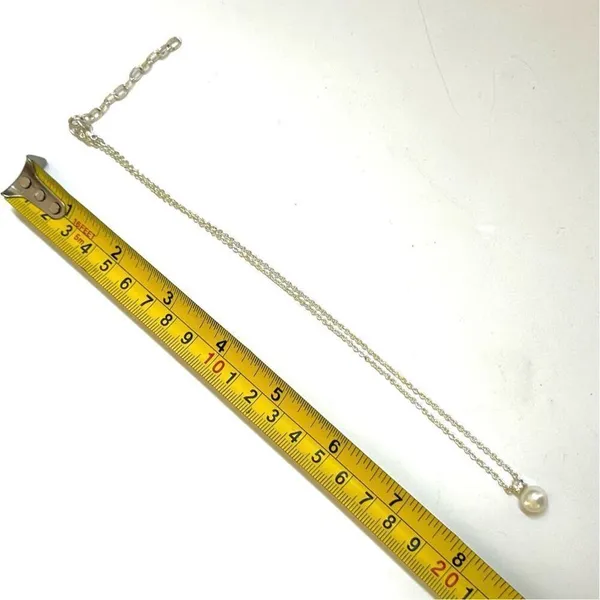 Faux pearl pendant necklace - Image 6