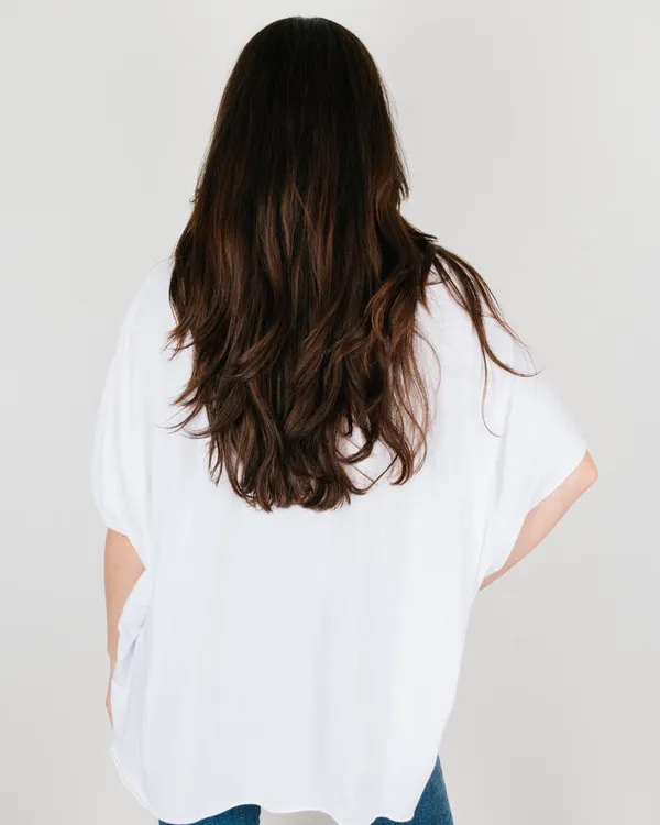 Boutique NWT Charlotte Avery White Short Sleeve Oversized Tshirt - Image 9