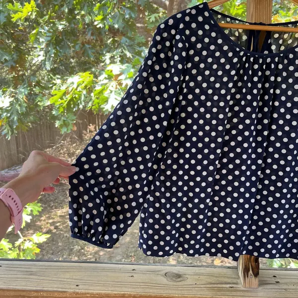 J.Crew Women's Navy & White Polka Dot 100% Silk Blouse Size L - Image 3