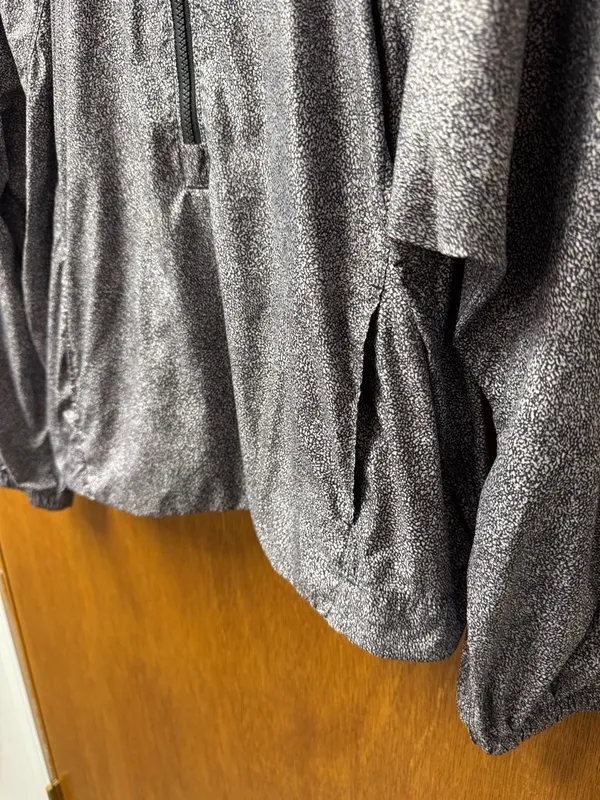 Lululemon I Put A Shell On You 1/4 Zip Hooded Long Sleeve Jacket Black White 10 - Image 10