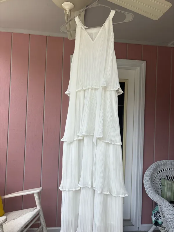 Zesica White Ruffle dress Size M - Image 4