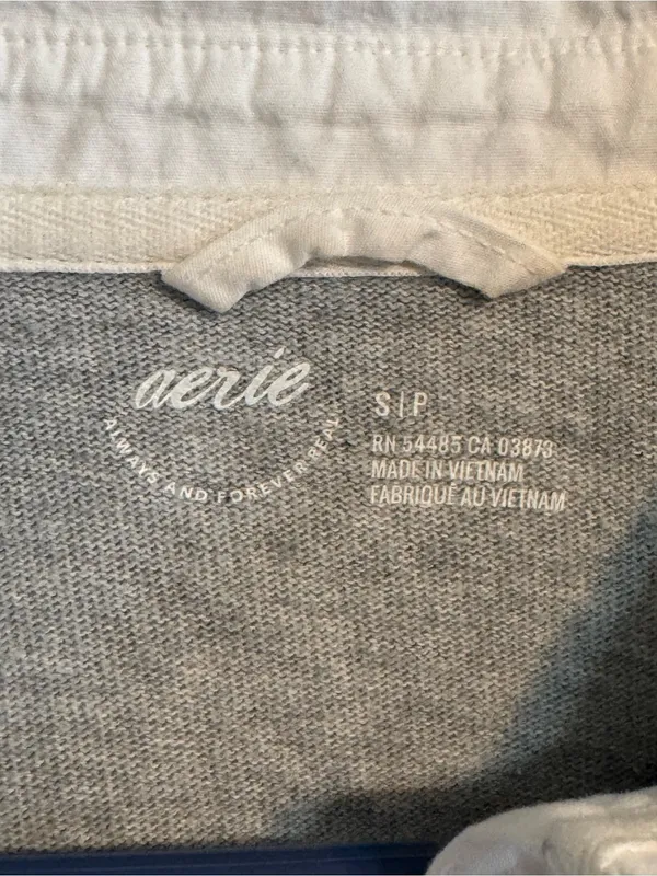 Aerie Gray Cropped Rugby Polo Sweatshirt White Collar Women’s S - Image 2