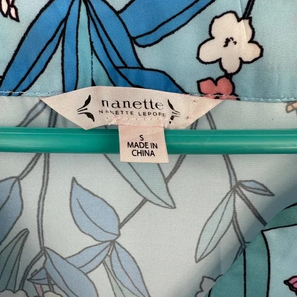 Nanette Nanette Lepore size small blouse pullover light blue‎ floral - Image 3