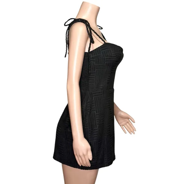 NEW AMANDA UPRICHARD Taylor Skort Romper, Black, Medium - Image 8