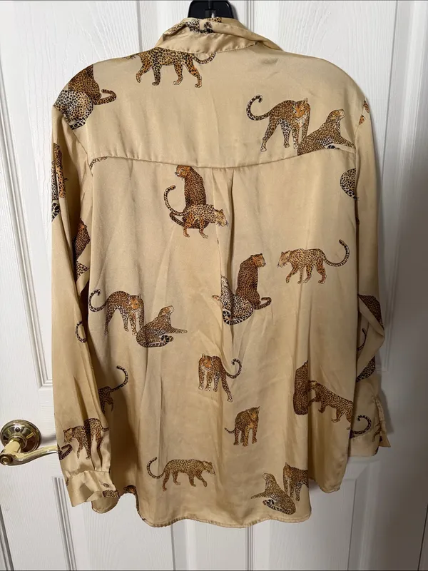 Zara Beige Shirt with Leopard Print medium oversized satin effect - Image 4