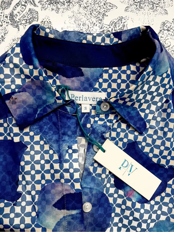 NWT Revolve x Perlavera Neil Button Down Shirt Dress in Watercolor Blue Floral - Image 2
