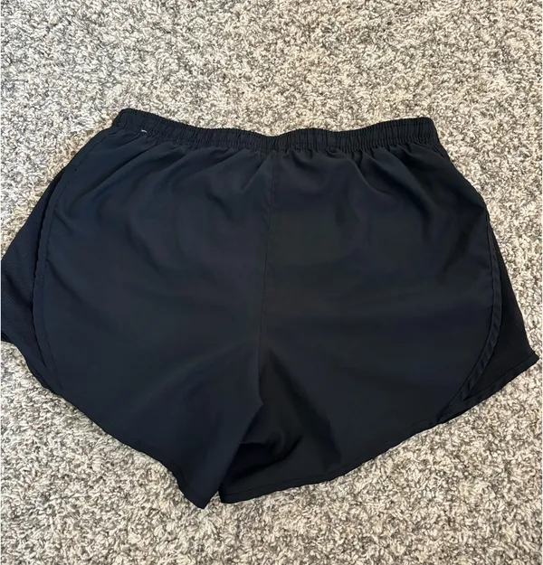 Girls Nike Dri-Fit Shorts - Image 2