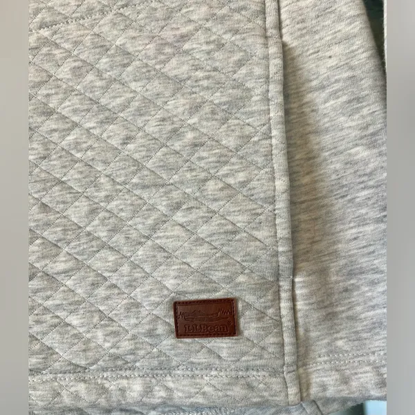 L.L. Bean Women's Quilted Sweatshirt Pullover, Funnelneck Grey w/ Pockets sz XS Gray - Image 2
