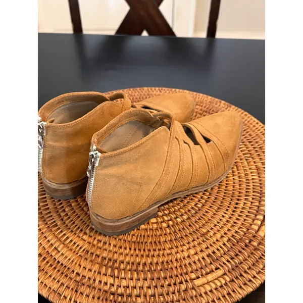 Free People Tan‎ Suede Caged Ankle Boots Pointed Toe Strappy Booties Size 38 - Image 4