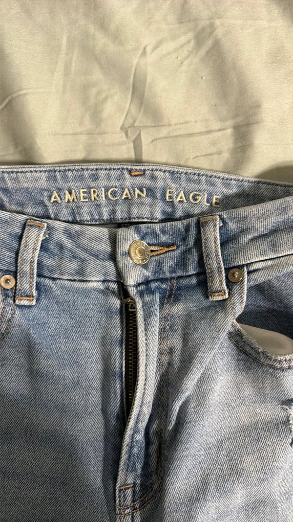American Eagle Stretch Jeans - Image 3