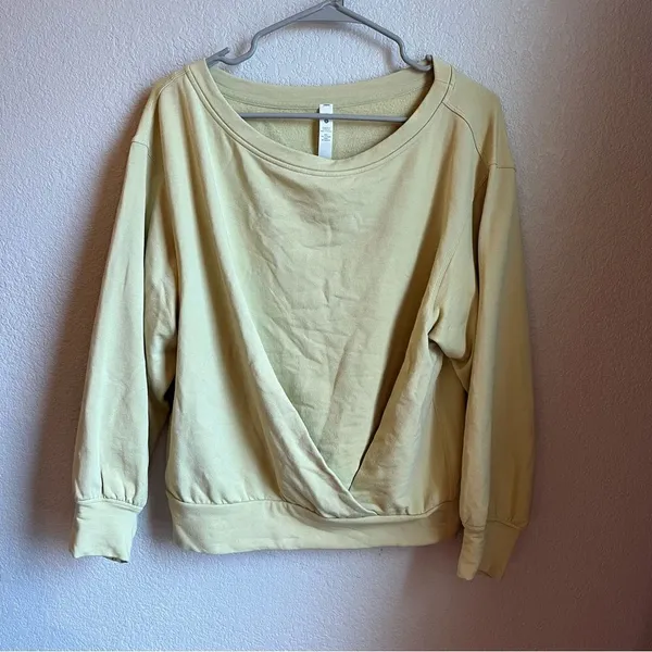 Lululemon Pleated Modal Fleece Pullover
Dew Green - Image 5