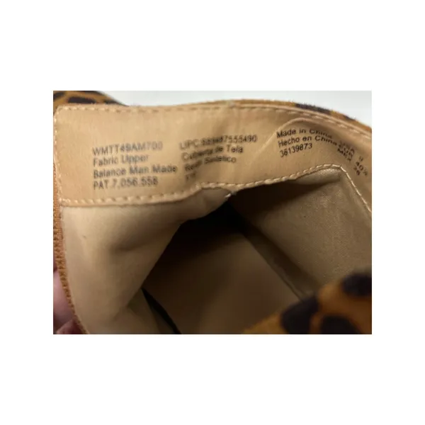 Time‎ and Tru Women's Memory Foam Animal Print Faux Suede Boots Size 9 - Image 8