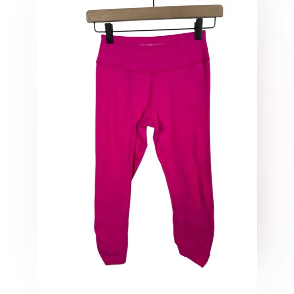 Beyond Yoga Pink High Rise Leggings‎ Size Small Cropped Yoga Activewear - Image 3
