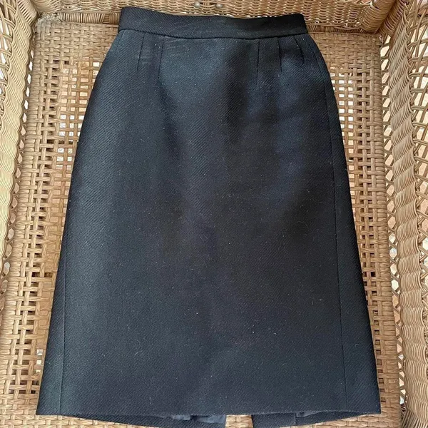 Prada Black Wool Midi Skirt - Image 2