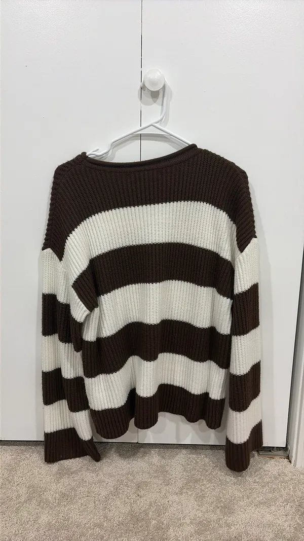 Sweater - Image 2