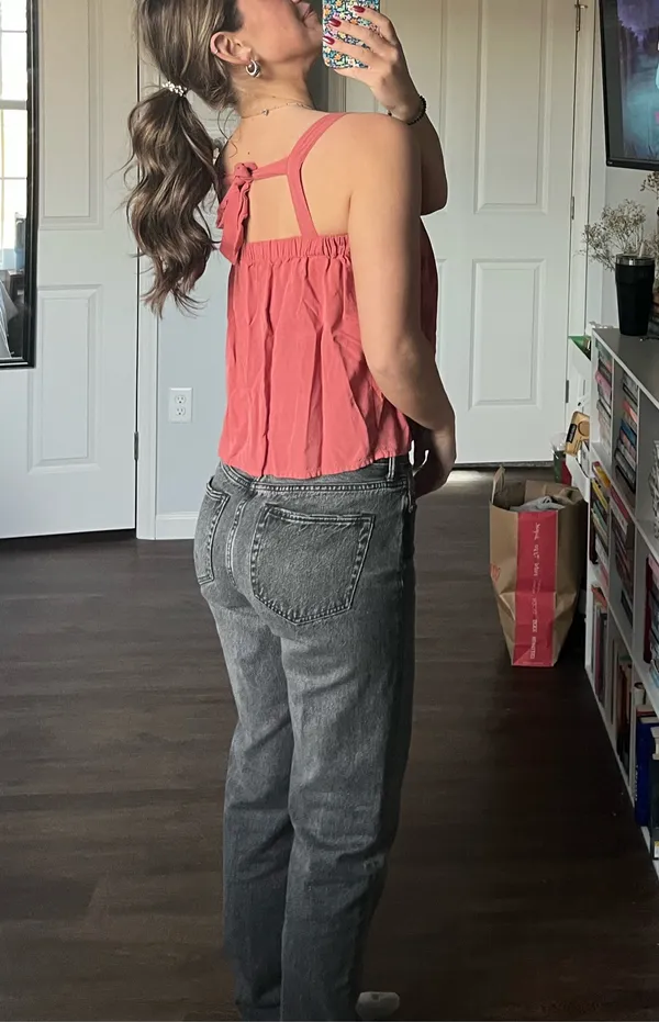 Old navy tank top  - Image 2