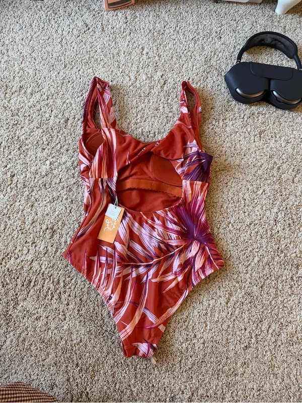 New Kona Sol One Piece Swimsuit - Image 2