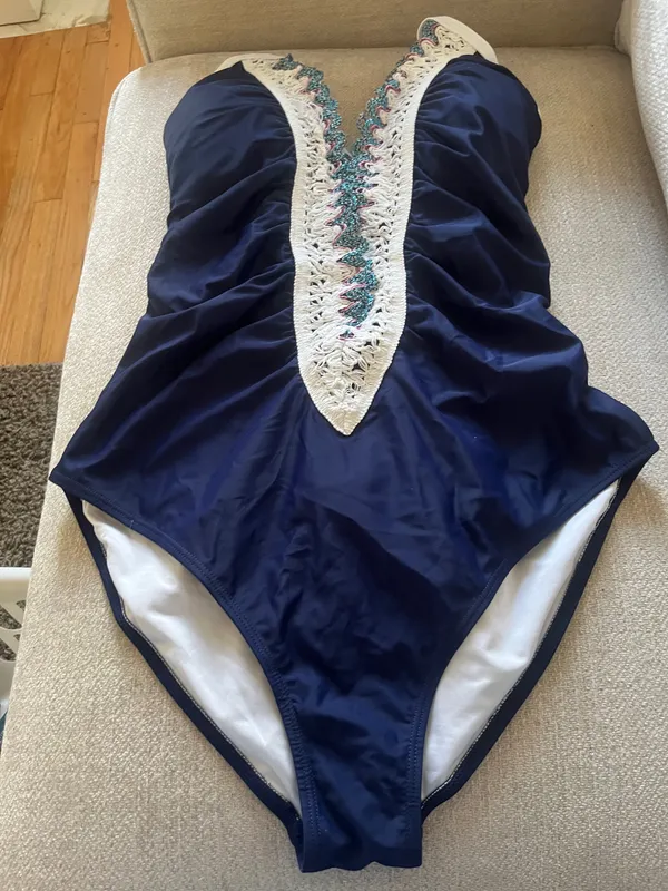 Mbjl Dive into style with this elegant navy and white one- piece swimsuit. Perfect for a chic beach look. - Image 4