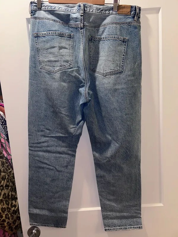 American Eagle Mom Jeans - Image 2