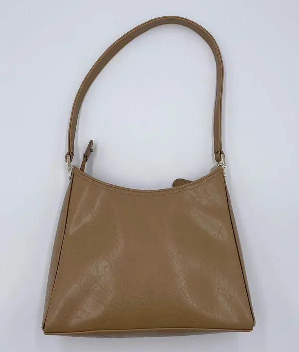 Vintage Y2K Liz Claiborne Faux Leather Shoulder Bag Purse Tan Patent Minimalist - Image 2