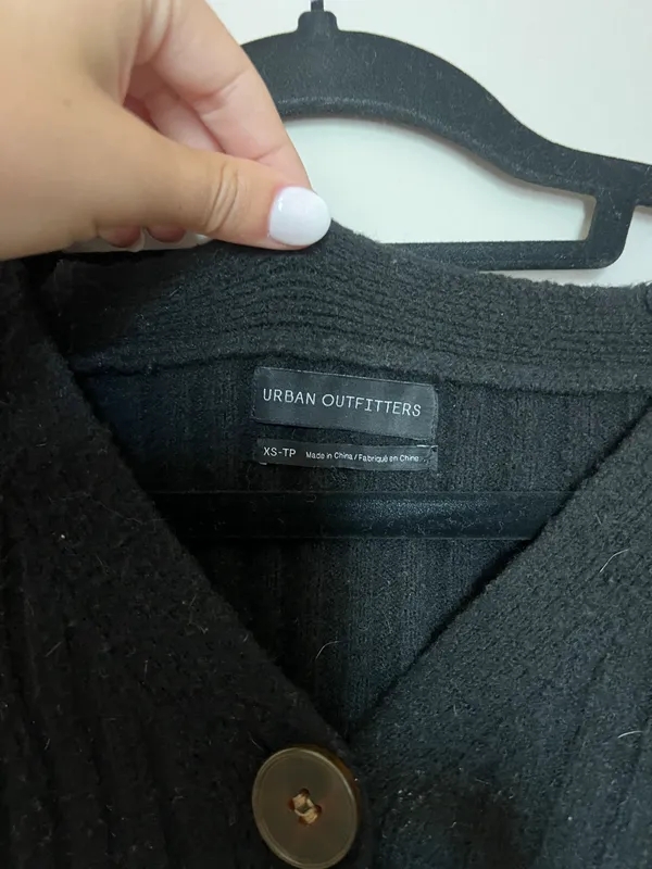 Cropped Sweater  - Image 3