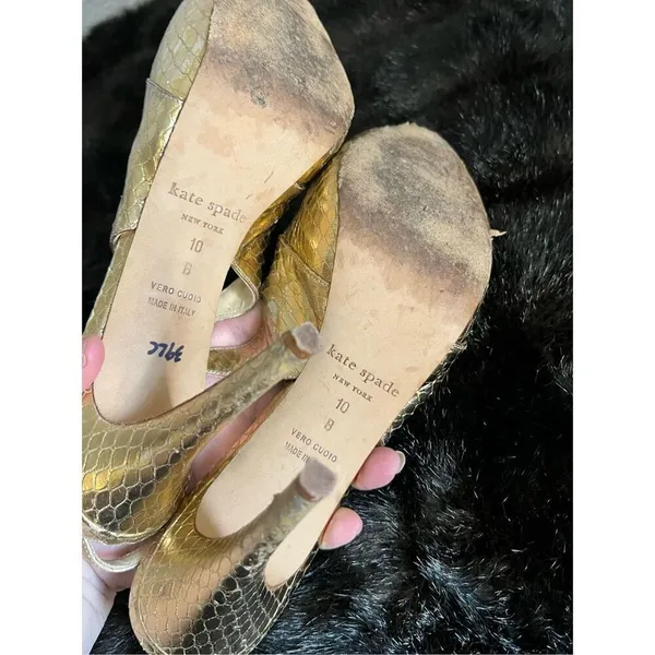 Kate Spade "Genna" Tan/Gold Snake Print Leather Peep Toe Sandals 10 - Image 5