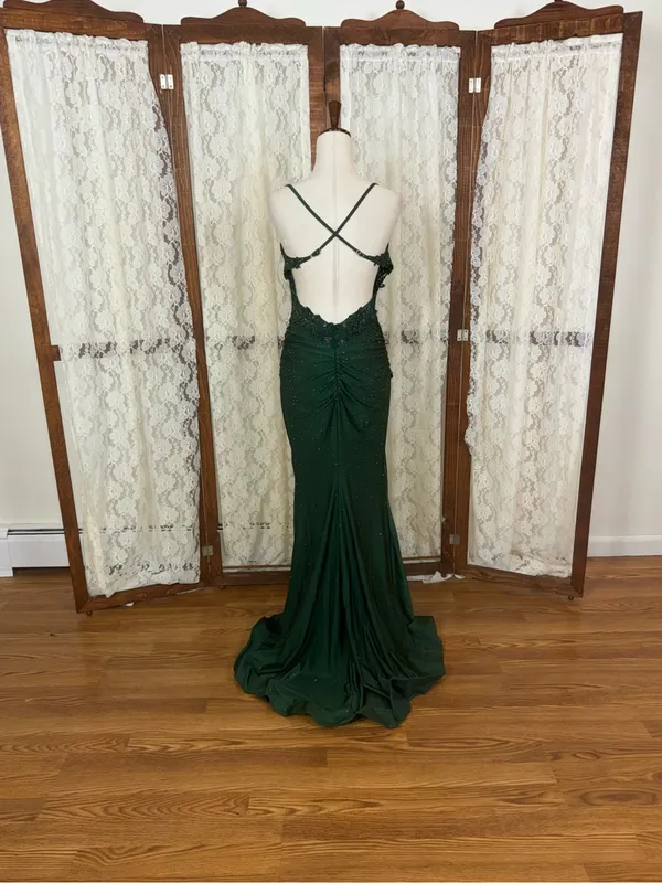 Gorgeous Green Sparkling Mermaid Prom/Pageant Gown - Image 7