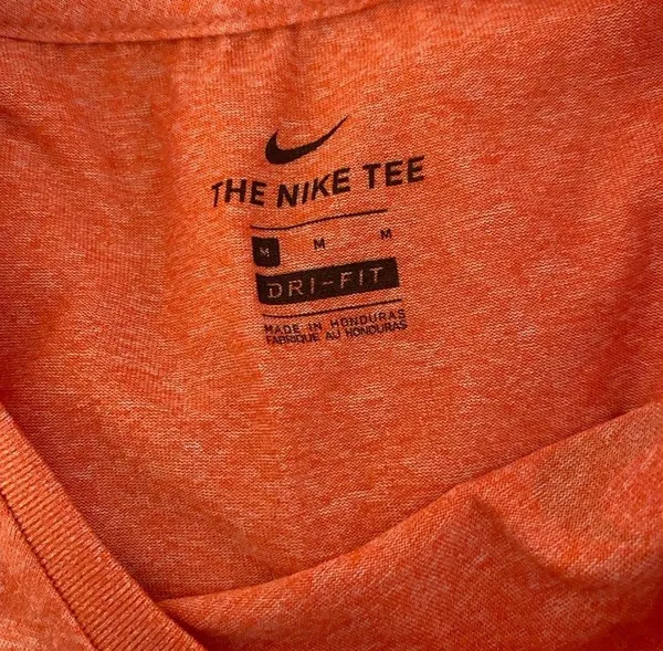 Nike sports tank top- medium - Image 2