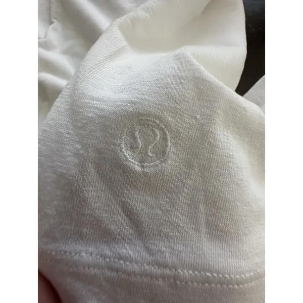 Lululemon Shirt Women 2‎ Soft White Lightweight Running Casual Logo Ladies DD6-2 - Image 5