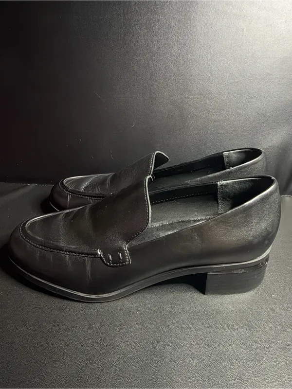 Franco Sarto Black Leather Loafers - Image 5