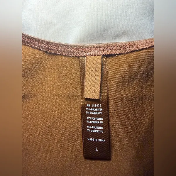 SKIMS Wet Jersey Tank Bodysuit Brown Faux Leather g string size large. - Image 6