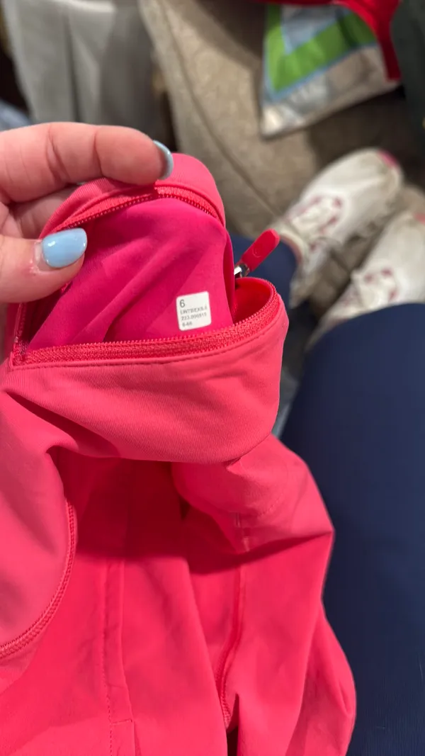 Lululemon Shorts Speed Up - Image 4
