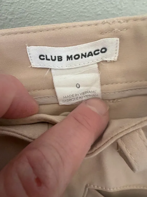 Club Monaco Khaki Chino Pants Size 0. - Image 4