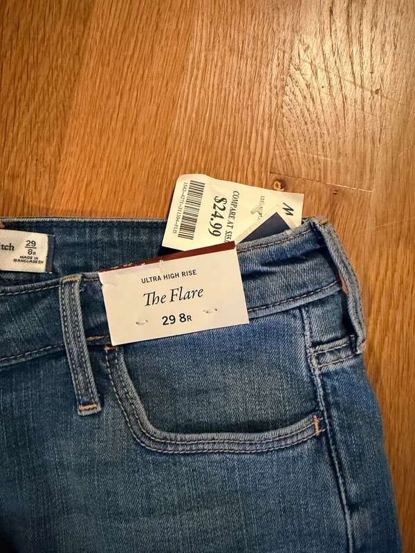 Abercrombie Jeans - Image 3