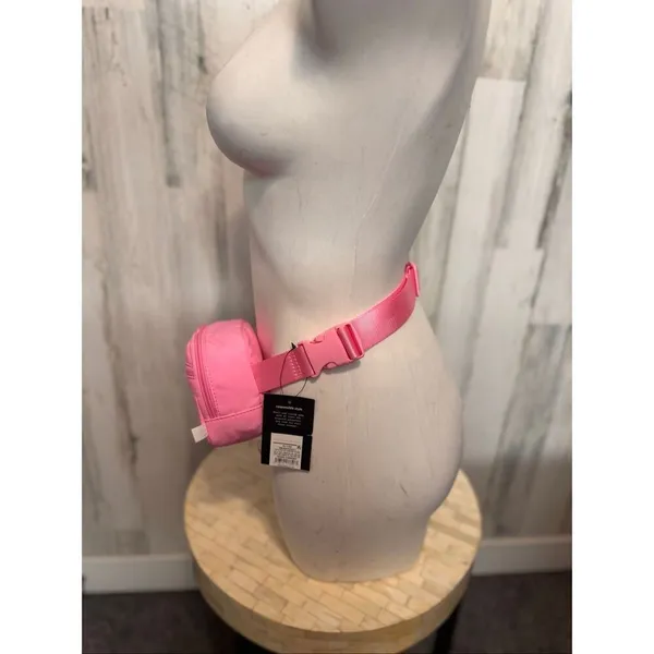 Art Class Target Light Pink Adjustable Fanny Pack Belt Bag Crossbody NWT - Image 5