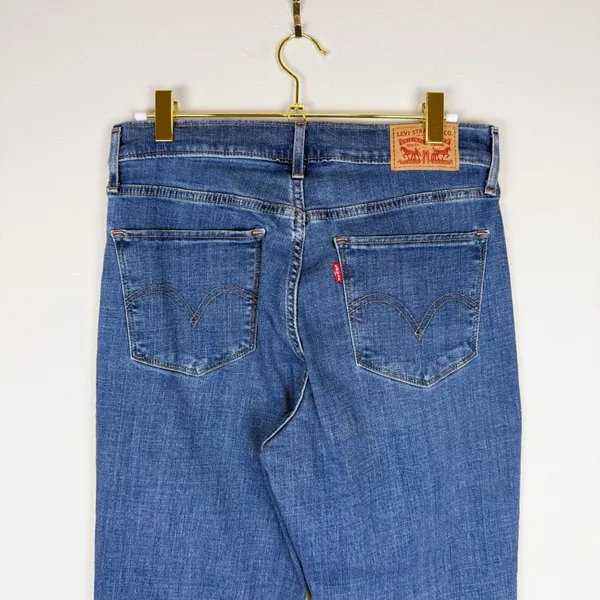 Levi’s Classic Straight Medium Wash Jeans Size 27‎ - Image 8