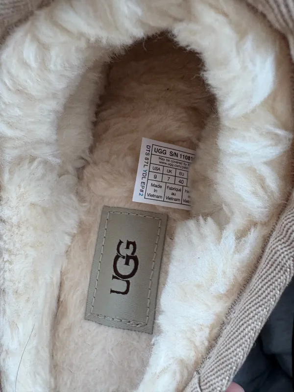 UGGS Mini Boot  - Image 5