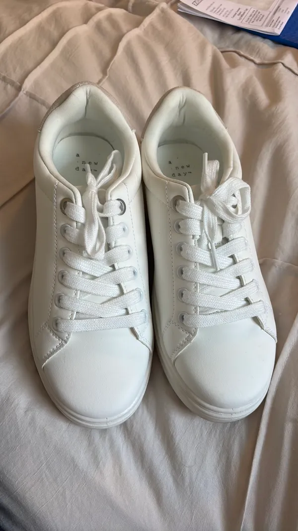 Sneakers A New Day - Image 5