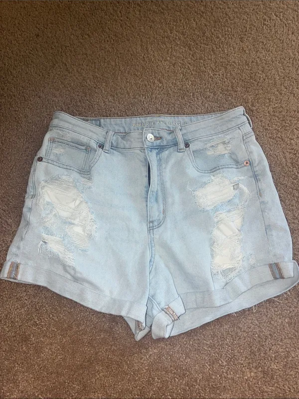 American Eagle Outfitters Light Wash Ripped Denim Shorts mom shorts stretch 12 - Image 2