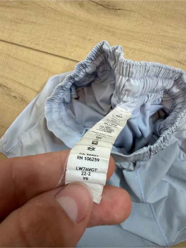 Lululemon Hotty Hot Low Rise Lined Shorts 4” Powder Blue Size 4 Running Swift - Image 5