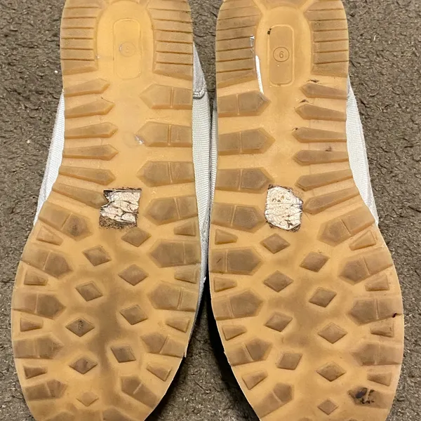 J. Crew City Sneakers Womens White‎ Gray Suede Leather BC254 Size 9 - Image 4